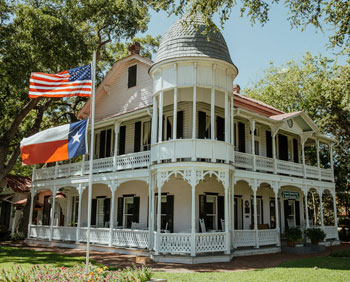 gruene mansion